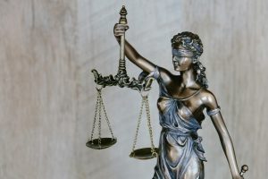 Personal Injury Lawyer Fees: How Contingency Works and What You Actually Pay — illustrated guide cover